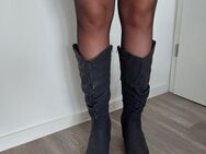 Sexy Stiefel inkl. getragener Halterlosen - Hannover