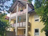 Schöne, gepflegte 2 Zi. Wohnung mit Loggia und TG Stellplatz - Feldkirchen (Regierungsbezirk Oberbayern)
