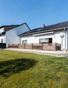 Großzügiges EFH in begehrter Lage von Limburg # über 200 m² Wohn-/Nutzfläche + Keller - Limburg (Lahn)