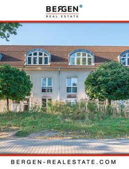 Lichterfüllte 2-Zimmer-Dachgeschosswohnung mit Balkon in Rosenthal - Berlin