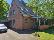 Einladendes Einfamilienhaus mit Garage und großem Garten - Alt Duvenstedt