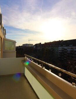 Helle 2-Zimmer-Wohnung mit großem Balkon am Mittleren Ring! - München