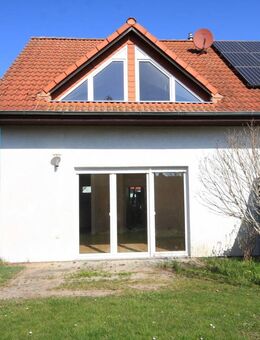 Doppelhaushälfte mit bester Ausstattung auf sonnigem Südwest-Grundstück - Brieselang