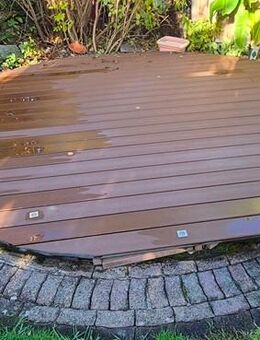 Pflegeleichte WPC-Terrassenfläche, rund – Ø ca. 360 cm - Angelbachtal