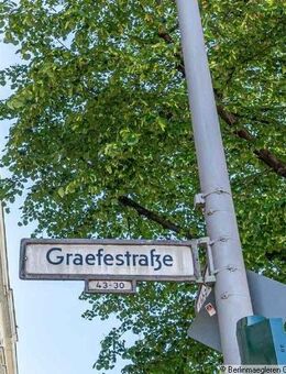 Very nice 5-room apartment with balcony on the Belle Etage in Graefekiez - Berlin