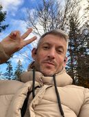 Sportliche Frau gesucht in 75031