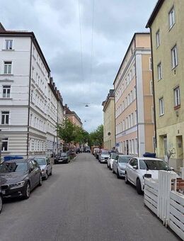 Ruhiges Juwel in begehrter Lage - Wohnung im Rückgebäude mit viel Privatsphäre und Ruhe! - München