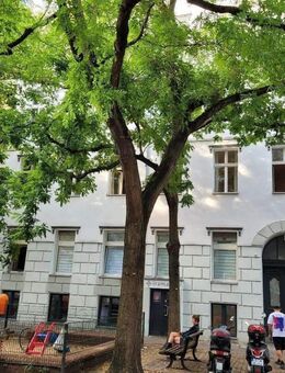 Bergmannkiez und eigener Garten - 4-Zi.-Altbau mit Balkon und Raritäten-Charakter - Berlin