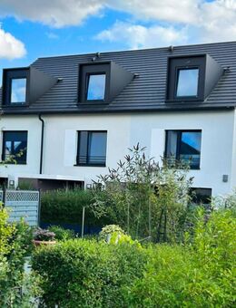 Modernes Reihenhaus in idyllischer Lage - PROVISIONSFREI - Nauen