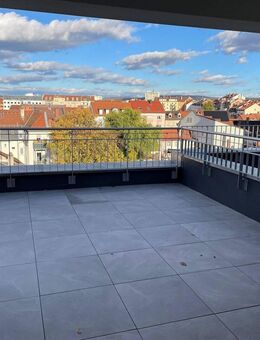 Exklusive Penthousewohnung mit 3 Zi. zzgl. Studio in ruhiger, zentraler Innenstadtlage - Bamberg