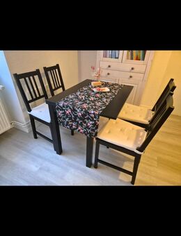 Esstisch und 4 Stühle - Lübeck Mitte