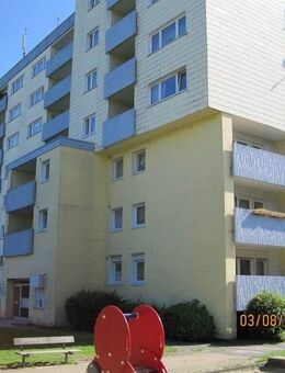 AC-West (Hörn-Königshügel): Helle geräumige 3-Zi.-Whg. m. Balkon direkt an Halifaxstr. (WBS!) - Aachen