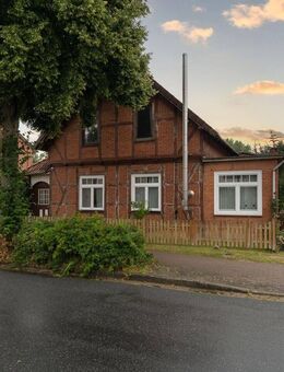 Charmantes Fachwerkhaus aus der Jahrhundertwende - einstiger Amtssitz mit viel Platz - Bienenbüttel