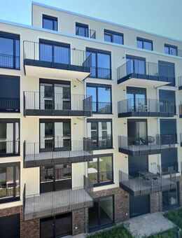 Wundervolle 3-Zimmer-Neubauwohnung mit TERRASSE und EBK im Neubauquartier "Großherzog Friedrich Höfe" - Saarbrücken