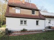 Home sweet home: Gepflegtes Einfamilienhaus mit Terrasse und Garage in zentraler Lage - Oppenweiler