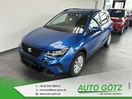 Seat Arona, Style 5-Jah Vorb VZE Digi vo hi SpurAssist Connect 4xEFH Ladeboden Armlehne Metallic, Jahr 2022 - Beilngries