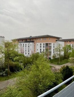 Moderne 1 1/2 Zimmer-Wohnung mit Balkon in Taucha - Taucha