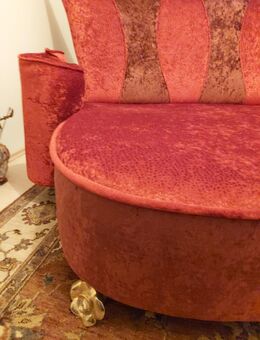 Großer Sofasessel "Lovechair" von der Firma Bretz, reines Dekostück und 1 Sitzbank - Görlitz Zentrum