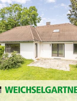 Einfamilienhaus-Bungalow mit schönem Südgarten (5 Gehminuten zur S-Bahn) - Eichenau