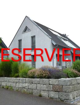 RESERVIERT | Herzogenaurach-Niederndorf | Massives freistehendes EFH mit Keller und Doppelgarage in Ortsrandlage - Herzogenaurach