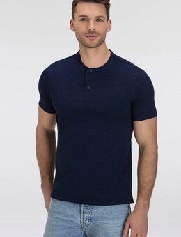 Levi's® Henleyshirt mit Logo Stickerei