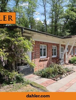 Seltenes Immobilienangebot in traumhafter Naturlage - Ebenerdiges Wohnen am Bachlauf mit viel Charme - Stelle