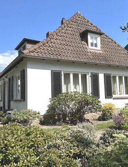 PURNHAGEN-IMMOBILIEN - Freistehendes Einfamilienhaus in gesuchter Wohnlage von Bremen-Lesum! - Bremen