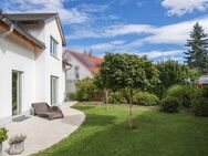 Entdecken Sie Ihr neues Zuhause! Einfamilienhaus mit wunderschönem Garten und Lounge-Bereich! - Neubiberg