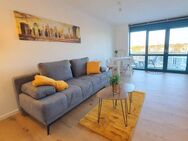 Komplett renoviert und neu eingerichtet: 35 m²-Wohnung (WZ, Küche, neue EBK, Bad), BALKON, Aufzug, TG-Stellplatz - Nürnberg