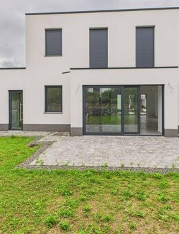Erstbezug! Stadtvilla im modernen Design zu verkaufen - Kalenborn-Scheuern