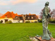 SYLT - Großes Einzelhaus mit Aufzug und Garage auf großzügigem Grundstück - Sylt