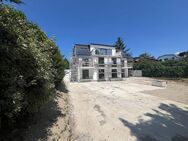 Großzügige EG-Garten-Wohnung mit tageslichthellem Hobbyraum, großer Terrasse und sonnigem Süd-Garten - München