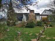 Großzügiges Wohnhaus mit ELW, Doppelgarage, gr. Garten in Sackgasse, beliebte Wohnlage - Elz