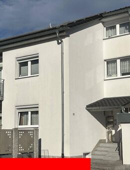 BEZUGSFREI: Renoviertes Zweifamilienhaus in TOP-Lage in Trossingen - Trossingen