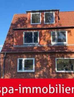 Teilrenovierte Doppelhaushälfte mit Anbau - großzügig und solide! - Lindewitt