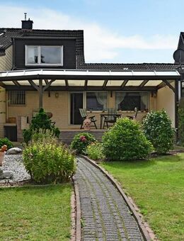 Herzenseroberer in Überruhr-Holthausen :) DHH für Zwei bis Drei mit großem Garten & Doppelgarage - Essen