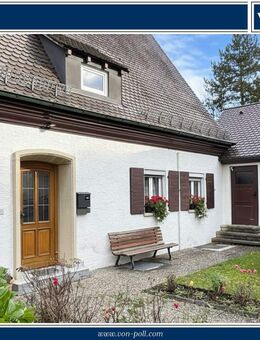 Charmantes Einfamilienhaus mit Wintergarten und 2 Garagen - Oberkochen