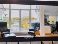 Dachgeschosswohnung, hochwertig möbliert mit Terrasse Panoramablick - Exklusiv in Top-Lage FH/PZ - Berlin
