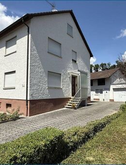 Frei stehendes 1-2 Familienhaus mit großzügigem Garten, Garage und Schopf! **provisionsfrei** - Pfinztal