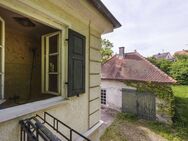 Villa von 1925 mit Remise auf idyllischem Grundstück mit zusätzlichem Baurecht - Pöttmes