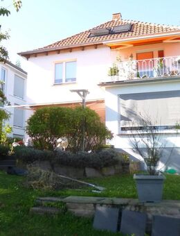2,5 ZKB, Balkon, frisch renoviert und mit neuer EBK - Kassel