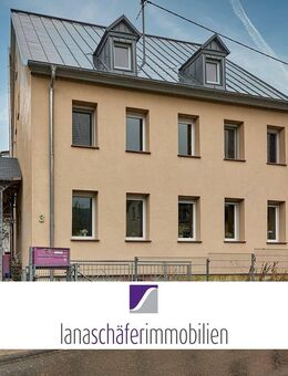 Burgen: Großzügiges Wohnhaus mit Terrasse und Außenstellplätzen - Burgen (Landkreis Bernkastel-Wittlich)