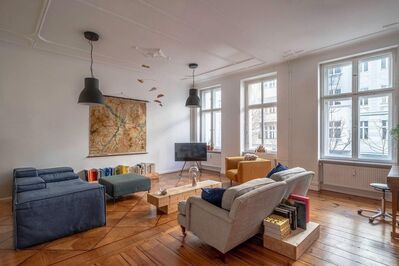 Loft trifft Altbau - Großzügiges Wohnen & Arbeiten im Arnimkiez