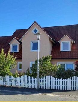 Wohngemütliches 2-Familienhaus mit Einliegerwohnung in Bronnamberg, Zirndorf - Zirndorf