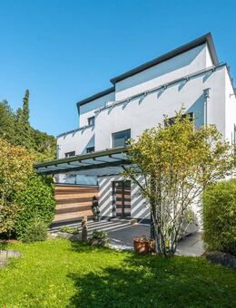 AIGNER - Moderne Doppelhaushälfte in ruhiger Lage von Starnberg-Söcking - Starnberg