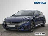 VW Arteon, 2.0 TSI Shooting Brake R-Line IQ Light HarKar, Jahr 2022 - München