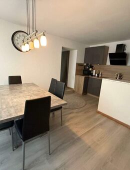 Gut vermietetes Dreifamilienhaus mit kleiner Ladeneinheit - Ludwigshafen (Rhein)