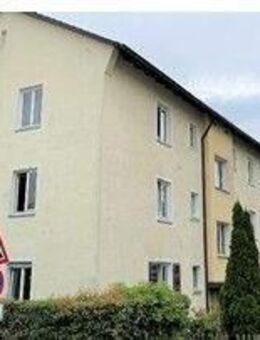 Vollvermietetes Mehrfamilienhaus in Stuttgart-Zuffenhausen / Rot - Stuttgart