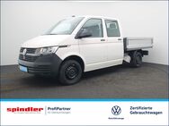 VW T6.1, Pritsche DoKa, Jahr 2022 - Würzburg