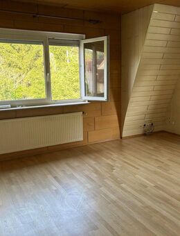 3-Zimmer-Dachgeschoss-Wohnung in Kaltental - Stuttgart